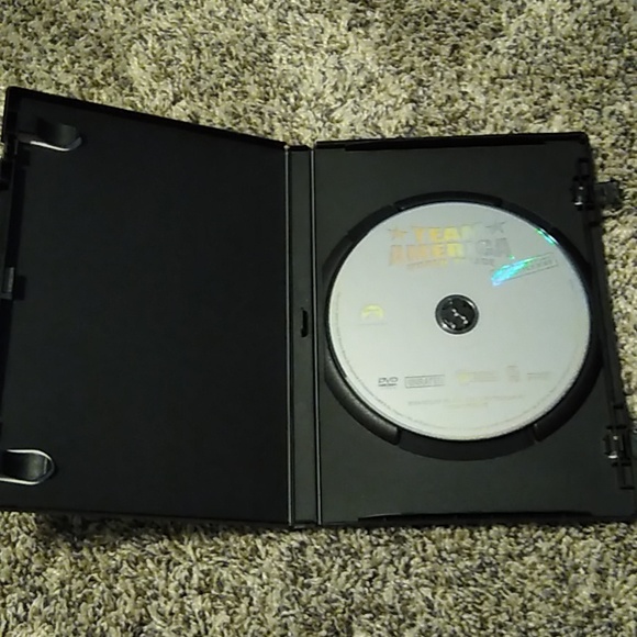 Team America: World Police (Uncensored and Unrated Version) DVD - Picture 3 of 3